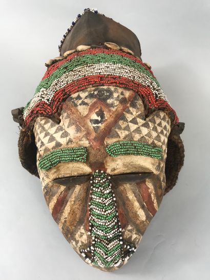 null Pende mask, Democratic Republic of Congo

Wood with light patina, pigments,...