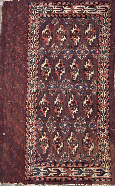 null TURKMEN, Chuval Yomud Bukhara, late 19th century.

Saddle cloth, wool velvet...