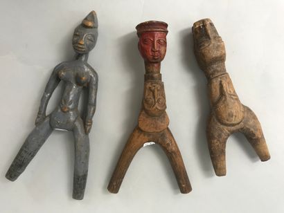 null Lot of five authentic Baoule slings, Ivory Coast

Wood, pigments

Height 15...