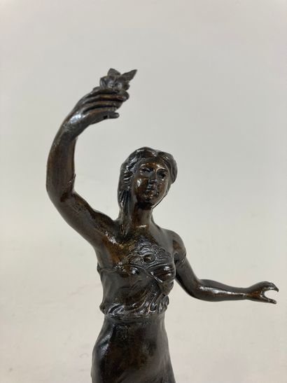 null French school, 20th c.

Allegory of spring

Proof in metal with brown patina...