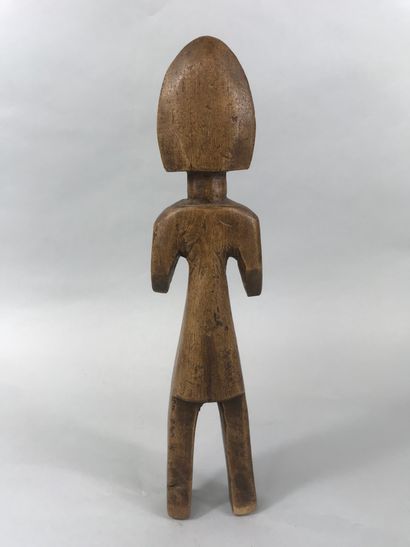 null Bambara type statuette, Mali

Wood with brown patina

Height : 31,5 cm. 31,5...