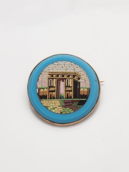 null 14k yellow gold brooch with a micro-mosque on blue stone representing a triumphal...