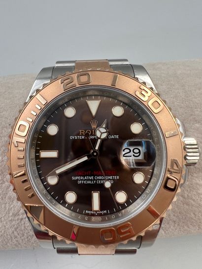 null ROLEX

YACHT-MASTER, 40mm

Year 2016

Ref 116621. 

Watch in pink gold and steel,...