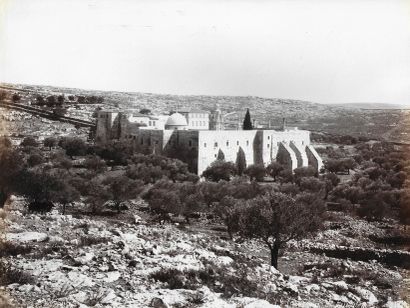 null Félix BONFILS (1831-1885)

Couvent de la Sainte Croix près de Jérusalem

Photographie...