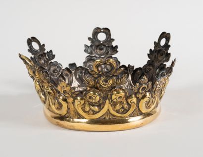 null MEXICO, XVIIth century

Beautiful Virgin's crown in vermeil, decorated with...