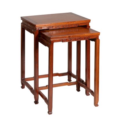 CHINE, XXè siècle

Cinq tables dont deux...