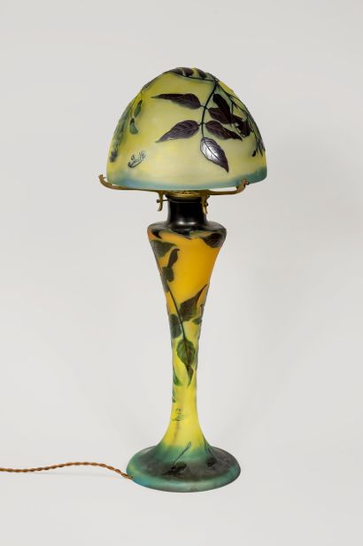 null Émile GALLÉ (1846-1904) 

Rare and important multi-layered glass mushroom lamp...