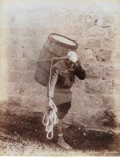 null Félix BONFILS (1831-1885)

Portefaix à Jérusalem

Photographie sur papier albuminé,...
