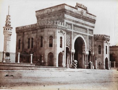 null Félix BONFILS (1831-1885)

Constantinople, Gate of Seraskier Square

Photograph...