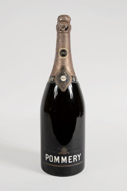 null POMMERY. 1943. 

Magnum of champagne