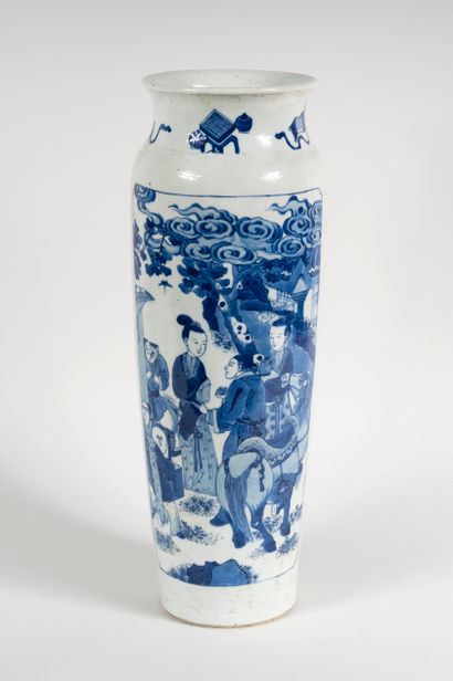 CHINE, XIXème siècle.

Vase rouleau orné...
