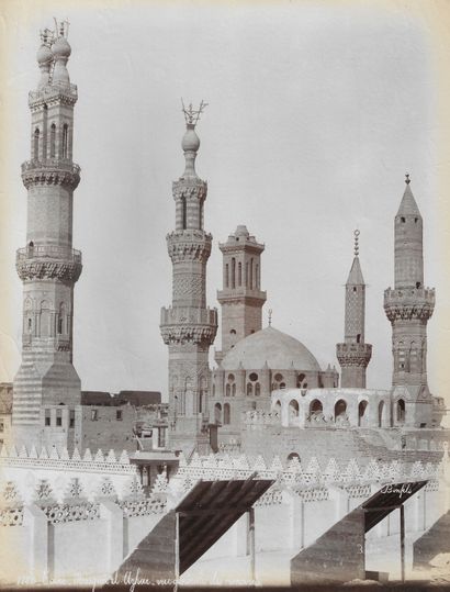 null Félix BONFILS (1831-1885)

Caire - Mosquée El-Azhar - Vue générale des minarets

Photographie...