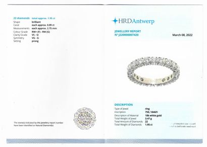 null American wedding band in 18k white gold with 22 diamonds for a total weight...