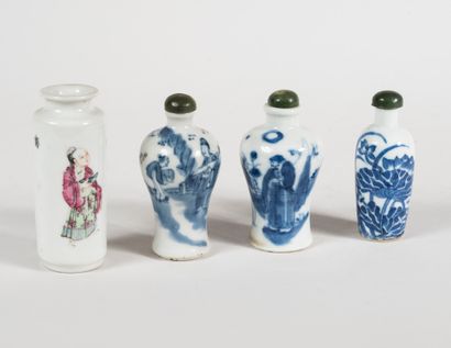 null CHINA, 19th and 20th century

Lot including :

- A kwan Yin in China white on...