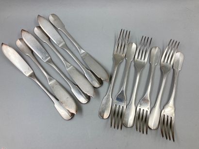 null CHRISTOFLE
Suite of six fish cutlery in silver plated metal, uniplat model.