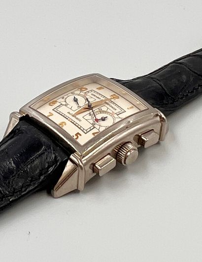null GIRARD PERREGAUX Chronograph, Vintage 
Ref : 2599
Men's watch in 18k white gold,...