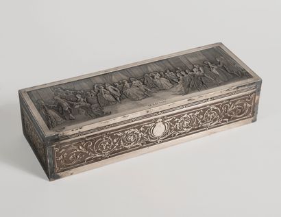 null J.FAYARD, in Saint-Etienne
Silvered metal box with chiseled decoration of a...