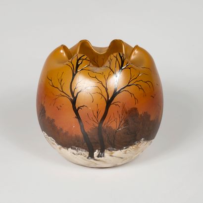 null LEGRAS 
Painted and enamelled glass set with forest landscapes under the snow,...