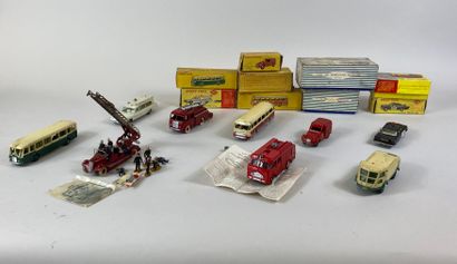 null DINKY TOYS : 9 models including firemen, police, ambulance, etc.
- Fireman's...