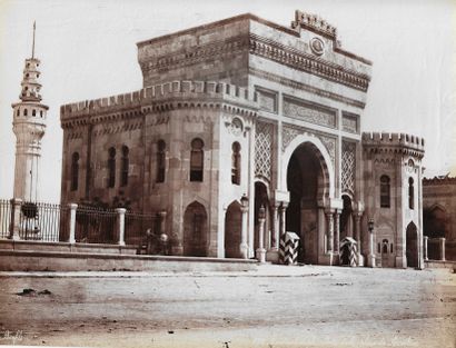 null Félix BONFILS (1831-1885)
Constantinople, Gate of Seraskier Square
Photograph...