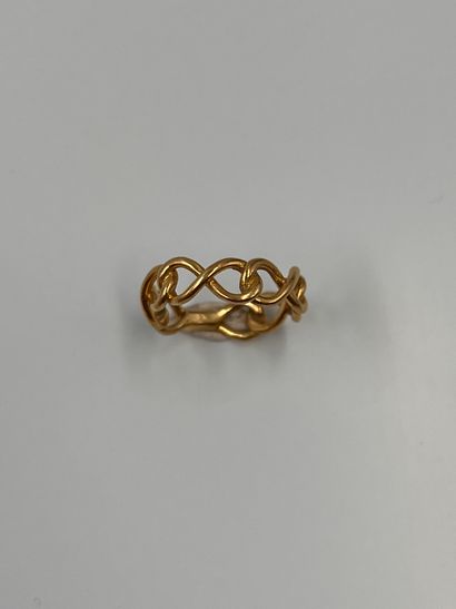 Ring in 18k yellow gold representing the...