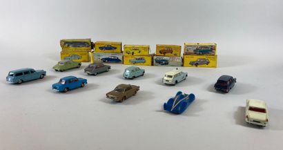 null DINKY TOYS and CIJ : 10 models
- Renault 16 silver - N°537 / Average condition-With...
