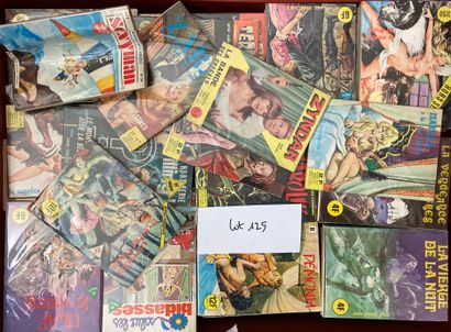 null COMICS. MAGAZINES.
Collection of periodicals of comic strip bound. ELVIFRANCE...