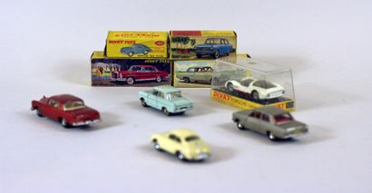 null DINKY TOYS Opel, Mercedes, Porsche : 5 models
- Posche 356A cream coupe with...