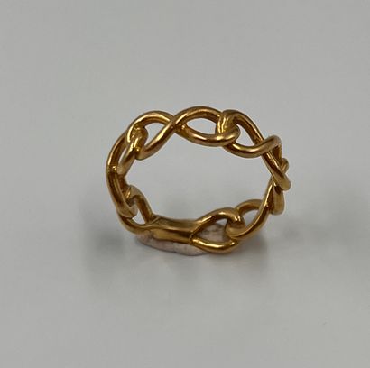 null Ring in 18k yellow gold representing the openwork infinity sign. 
Weight : 3,70gr....