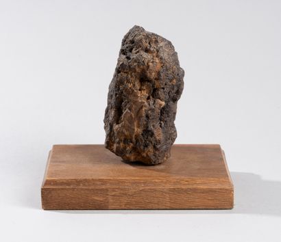 null Meteorite on base. 
Height. 15cm