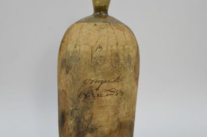 null Gasoline bottle of the Louis XIV period. 

Rare blown glass bottle entirely...