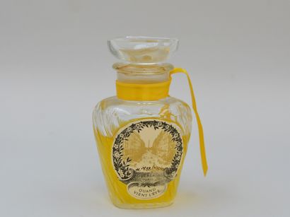 null GUERLAIN " When summer comes ".

Glass bottle, square base, grooved body, square...