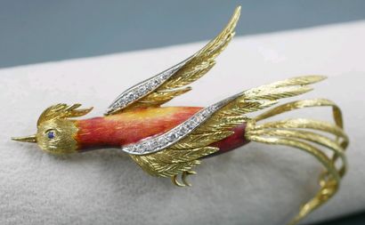 null 18k yellow gold brooch representing a bird of paradise, the body decorated with...