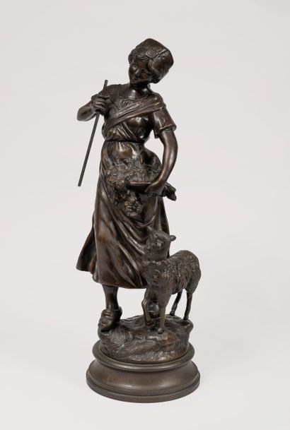 null Louis François MOREAU (XIX-XX)
Bergère et son mouton 
Epreuve en bronze à patine...