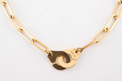 null DINH VAN, collection "R10"
Collier en or jaune 18k à maillons ovales retenant...