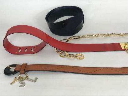 null Lot de 5 ceintures dont YVES SAINT-LAURENT, CELINE et AGATHA en cuir et métal...