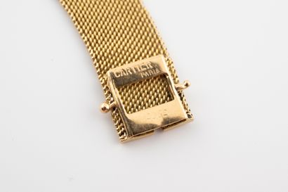 null CARTIER, Paris
Bracelet souple bandeau en or jaune 18k à maille tressée.
Signé....