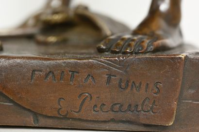 null Emile-Louis PICAULT (1833-1915)
Joueur de cithare
Sculpture en bronze à patine...