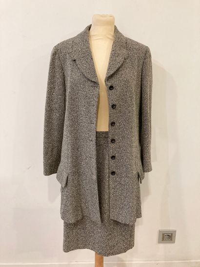 null KENZO
Wool skirt suit set.
Skirt : label size 44 / Jacket : label size 42
(Good...