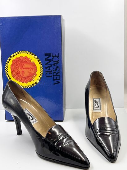 null - VERSACE, Pair of black patent leather loafers. Size 38 (Good condition, wear)...