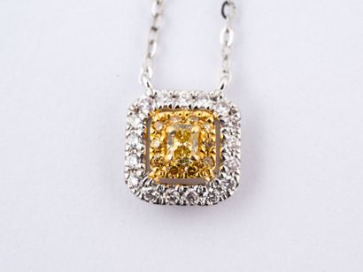 null Necklace and its square pendant in two-tone 18k gold centered with a 0.10ct...