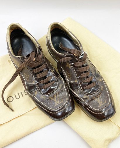 LOUIS VUITTON
Pair of sneakers with monogrammed...