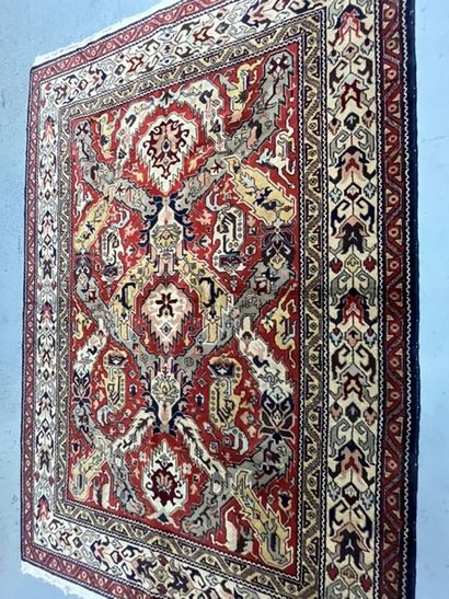 null Original Chirvan Kouba. Caucase, Vers 1965/70
Dimensions. 210 x 150 cm
Tapis...