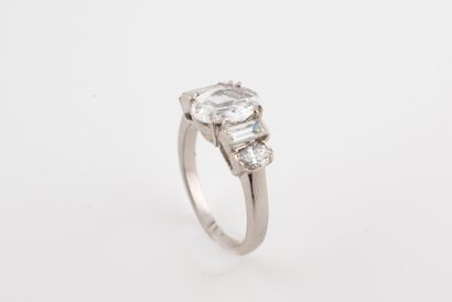 null 18k white gold ring set with a 0.99ct oval diamond in D color, SI1 clarity,...