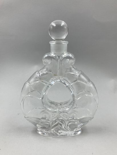 null BACCARAT model created for LUBIN " L'Océan Bleu ".
Bottle out of crystal of...