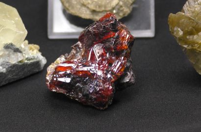 null Fabulous quartet from the mines of La Mure d'Isère, with an exceptional ruby...