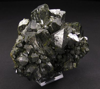 null Sea urchin epidote of large crystals from the Coayllo quarry, Peru. 
The specimen...