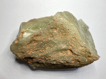 null Verre libyque
C’est une impactite de 29 millions d’années découverte dans la...