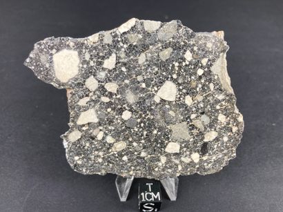 NWA 14685
Lunar meteorite discovered in 2020....