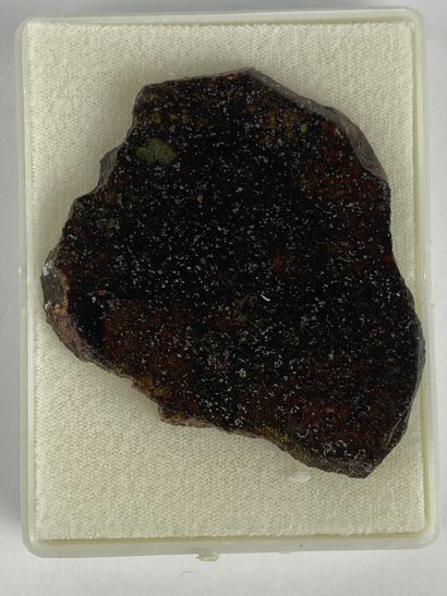 null Franconia 
Chondrite H5, découverte en 2002 dans la Mohave Co en Arizona aux...